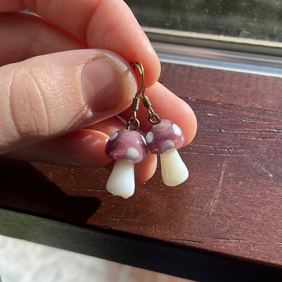 Purple mushroom earrings - Picture 1 of 6